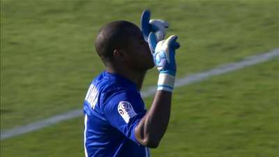 强强对话变菜鸡互啄？数据：热刺无缘＂三杀＂曼联（强强之战成互啄？数据：热刺恐无缘对曼联三连杀）