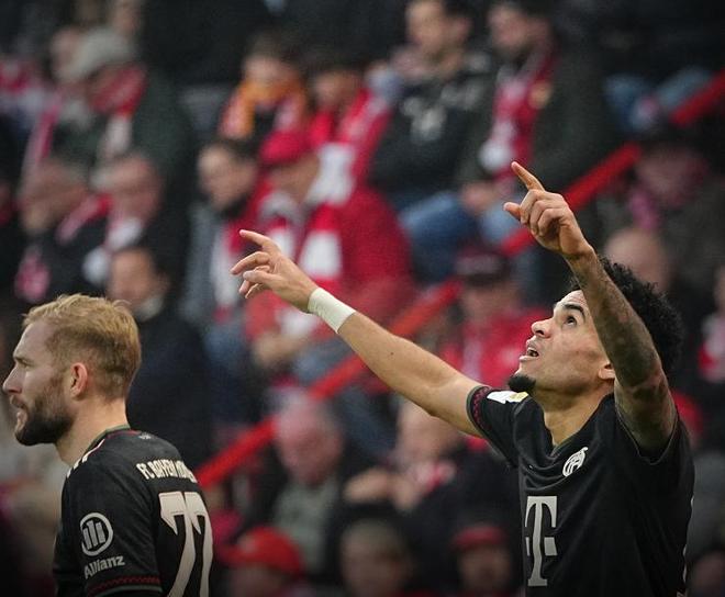 阿斯：莱万经纪人已联系沙特球队（阿斯：莱万经纪人已与沙特俱乐部联系）