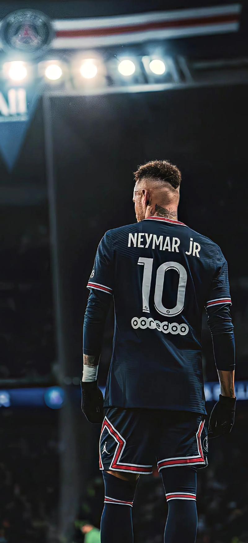 卢克巴：我和劳姆是更衣室的DJ，希望能在对阵不莱梅时复出（卢克巴：和劳姆负责更衣室音乐，力争对阵不莱梅复出）