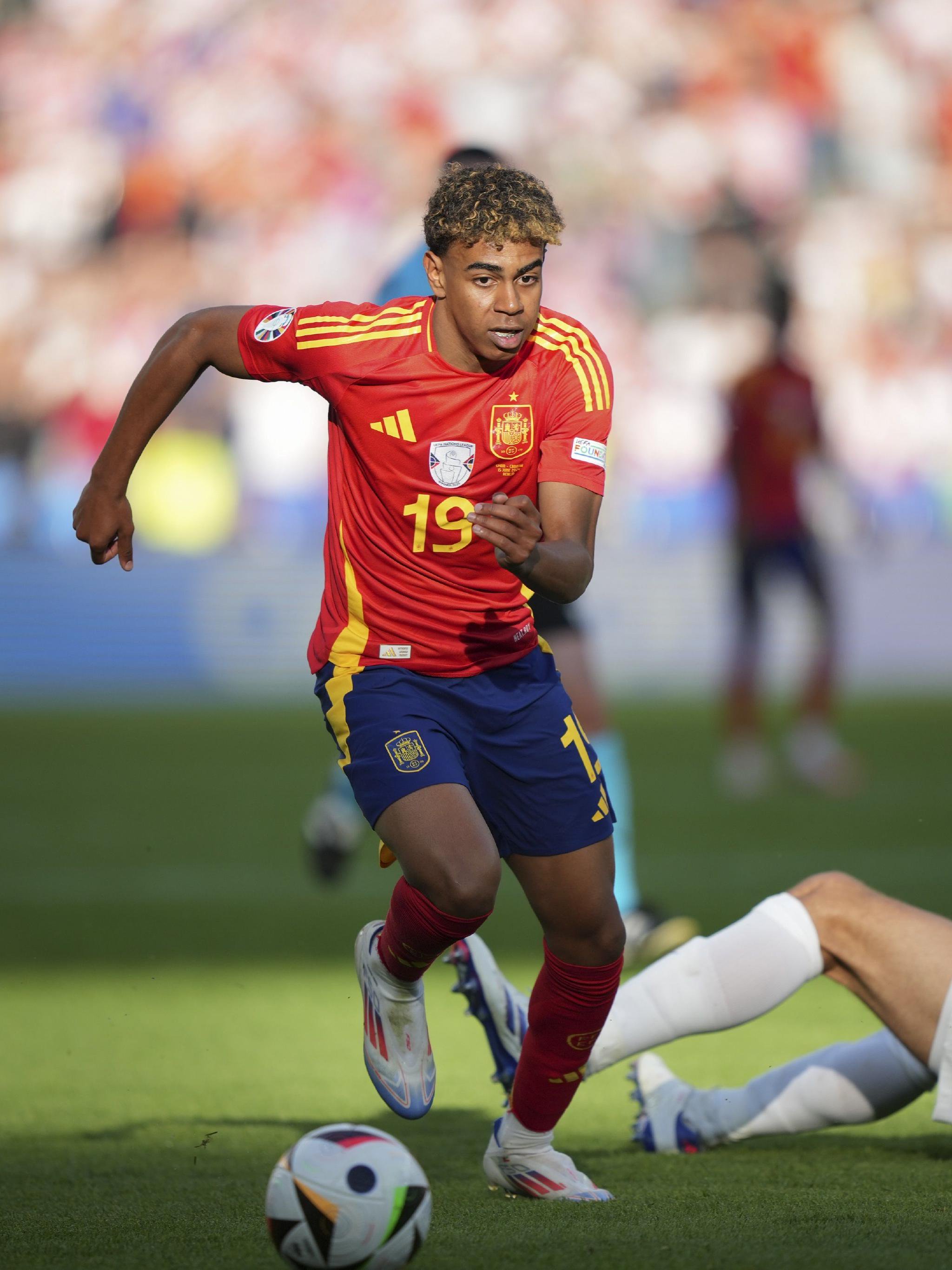 纽卡斯尔喷气机官宣与苏尼亚尔解约，曾随队获澳洲足总杯冠军（纽卡斯尔喷气机宣布与苏尼亚尔解约，曾助队捧得澳足总杯）