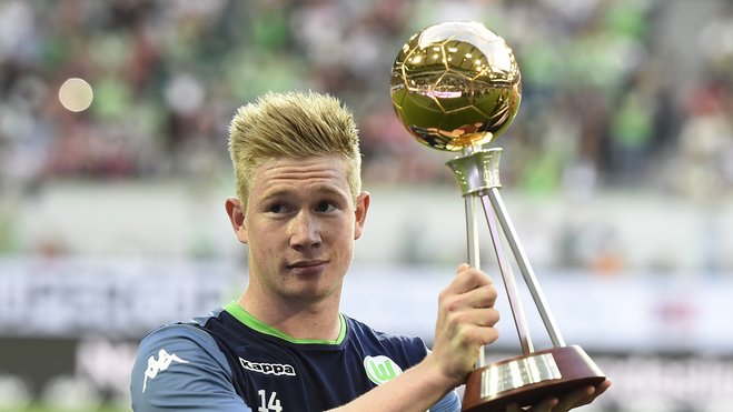 拉眼角引发争议的全北助教宣布辞职，此前因种族歧视被判禁赛5场（因种族歧视手势遭禁赛5场后，全北助教宣布辞职）