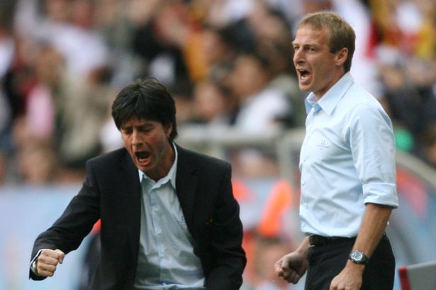 老当益壮，奥巴梅扬实现职业生涯400球里程碑（宝刀未老，奥巴梅扬职业生涯进球数突破400大关）